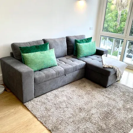 2&5- Side Casino Garden