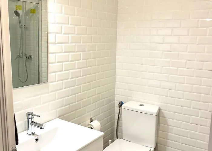 2 & 5- Side Casino Garden * Estoril