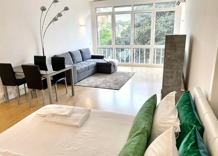 公寓 2 & 5- Side Casino Garden *